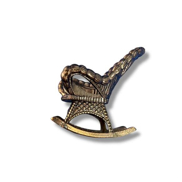 Holly Hobbie Vintage Rocking Chair Collectible - Picture 3 of 9